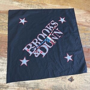 Brooks & Dunn Vinatge Y2K Black Star bandana flag
